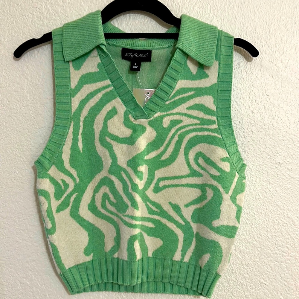Green Knitted Sweater Tank w Collar